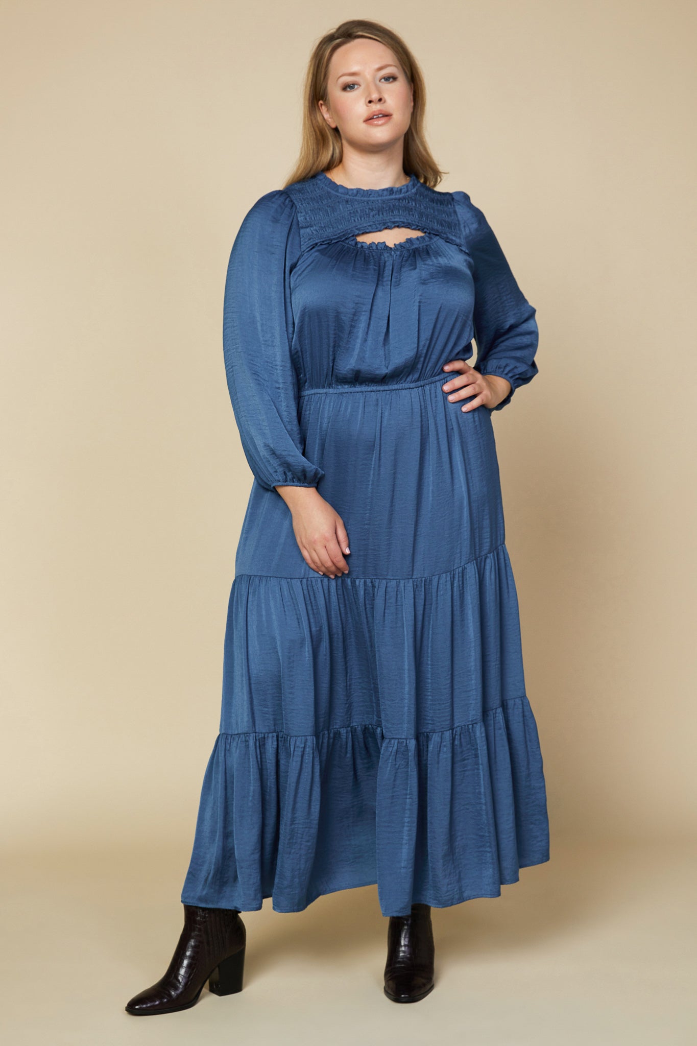 Plus Size - Tiered Cutout Maxi Dress – SKIES ARE BLUE