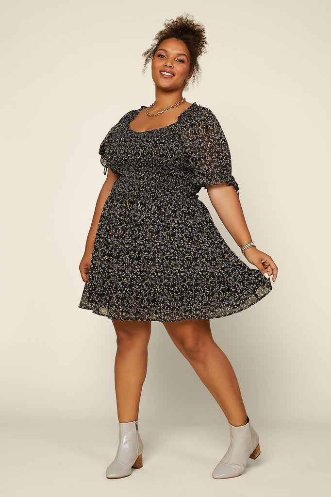 Plus Size - Ditsy Floral Smocked Dress