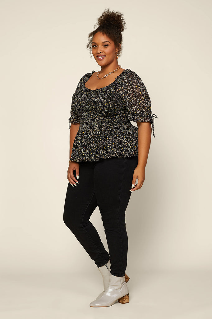 Plus Size - Ditsy Floral Smocked Top