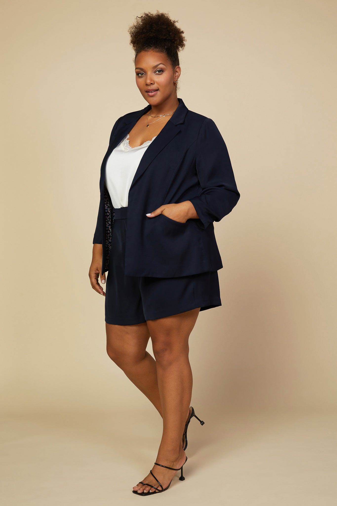 Plus Size - Recycled Shirred Sleeve Blazer – SKIES ARE BLUE