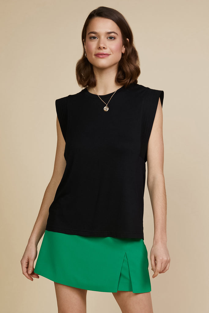 Shoulder Trim Detail Muscle Tank